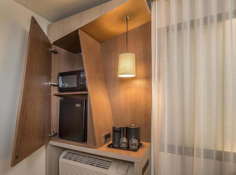 คอร์ตยาร์ด บาย แมริออท วินนิเปกแอร์พอร์ต Hotel วินนิเพก ภายนอก รูปภาพ