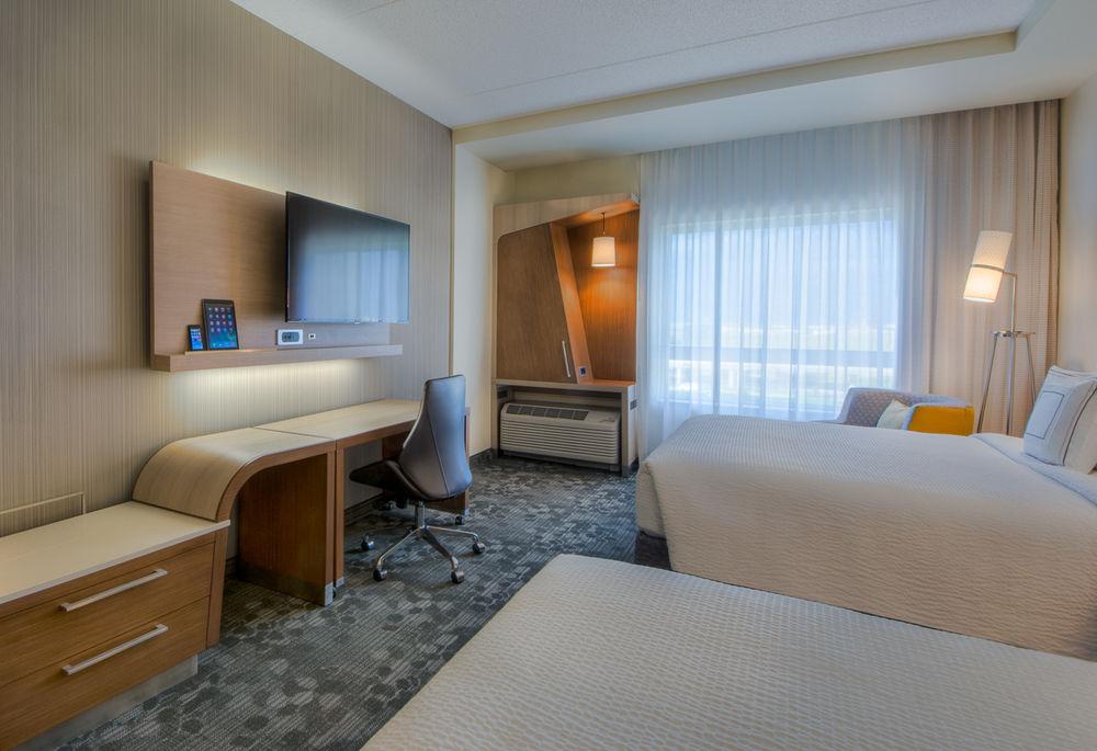 คอร์ตยาร์ด บาย แมริออท วินนิเปกแอร์พอร์ต Hotel วินนิเพก ภายนอก รูปภาพ
