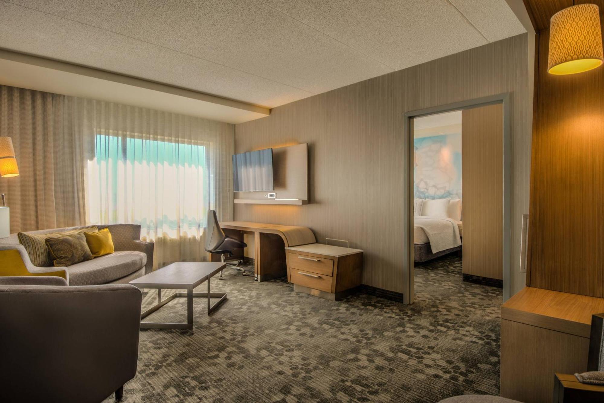 คอร์ตยาร์ด บาย แมริออท วินนิเปกแอร์พอร์ต Hotel วินนิเพก ภายนอก รูปภาพ